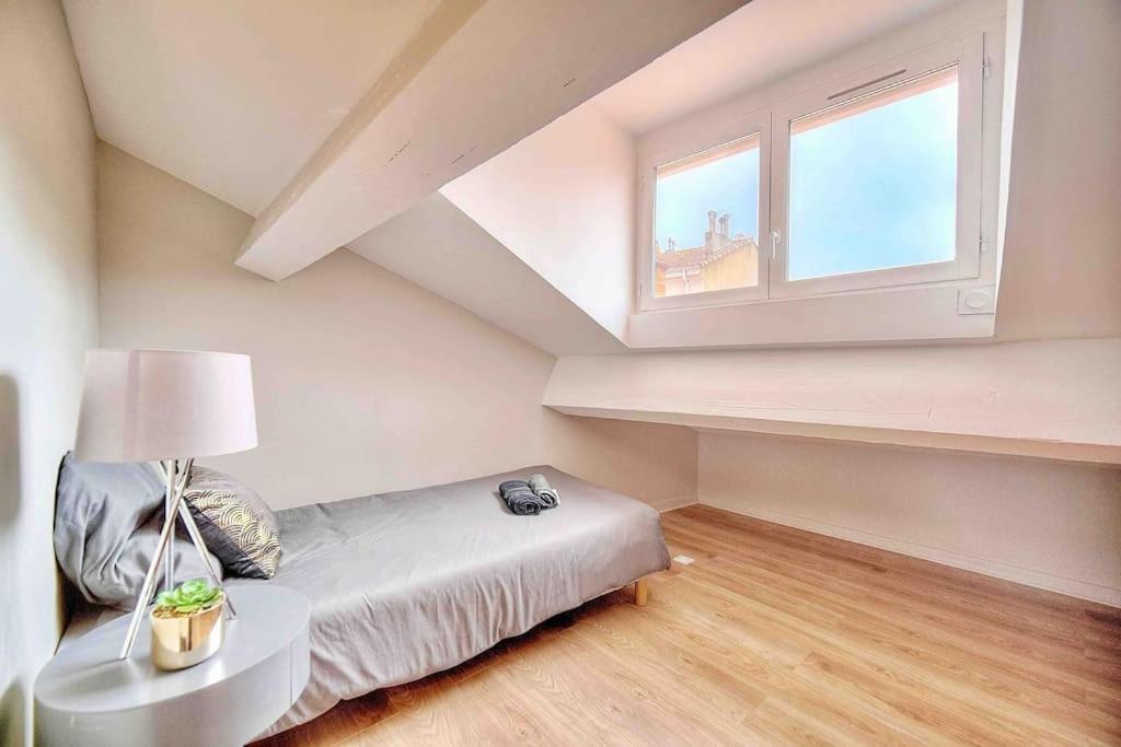 Croisette 8/10 Pers Apartment Cannes Bagian luar foto