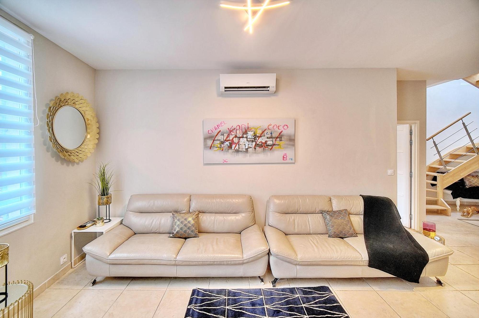 Croisette 8/10 Pers Apartment Cannes Bagian luar foto